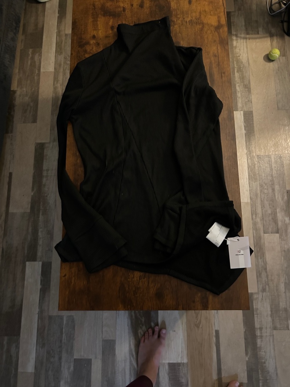 Women's Long Sleeve Ribbed Turtleneck Top - Black